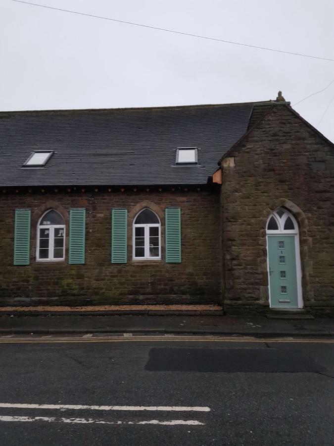 Renovated Church Close To The Beach 래넬리 외부 사진